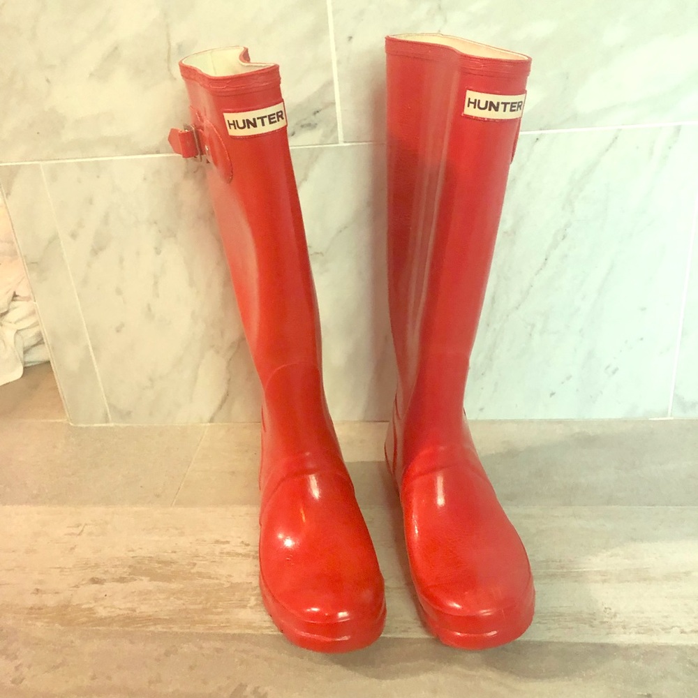 Hunter rain boots coral orange red 8